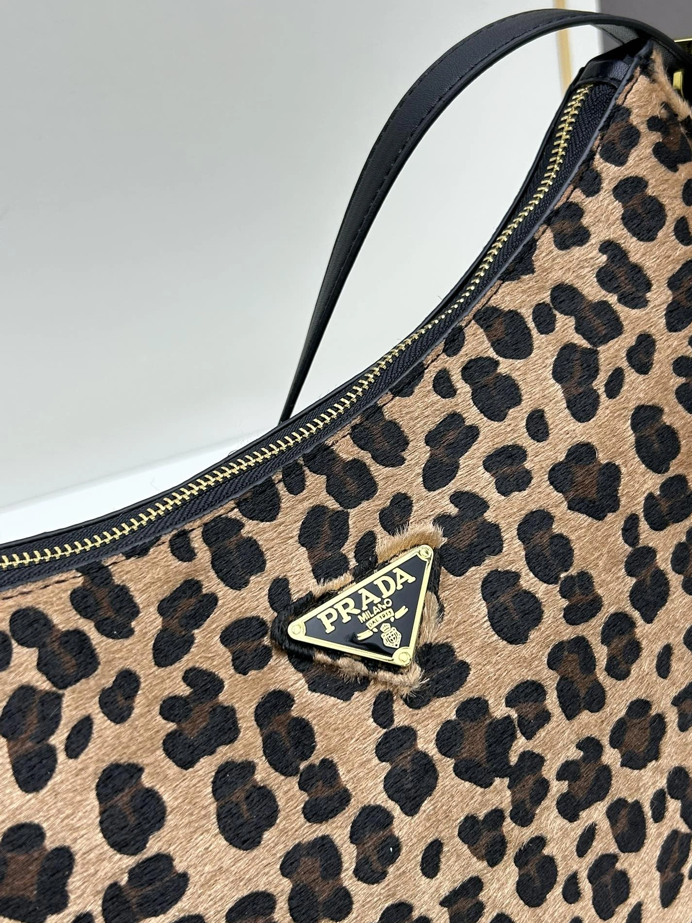 Minimalist 7840 Prada AAA Quality Shoulder Bags For Women