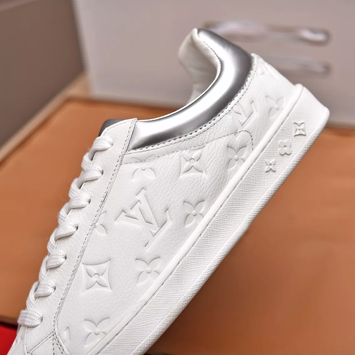 Minimalist 7875 Louis Vuitton Casual Shoes For Men