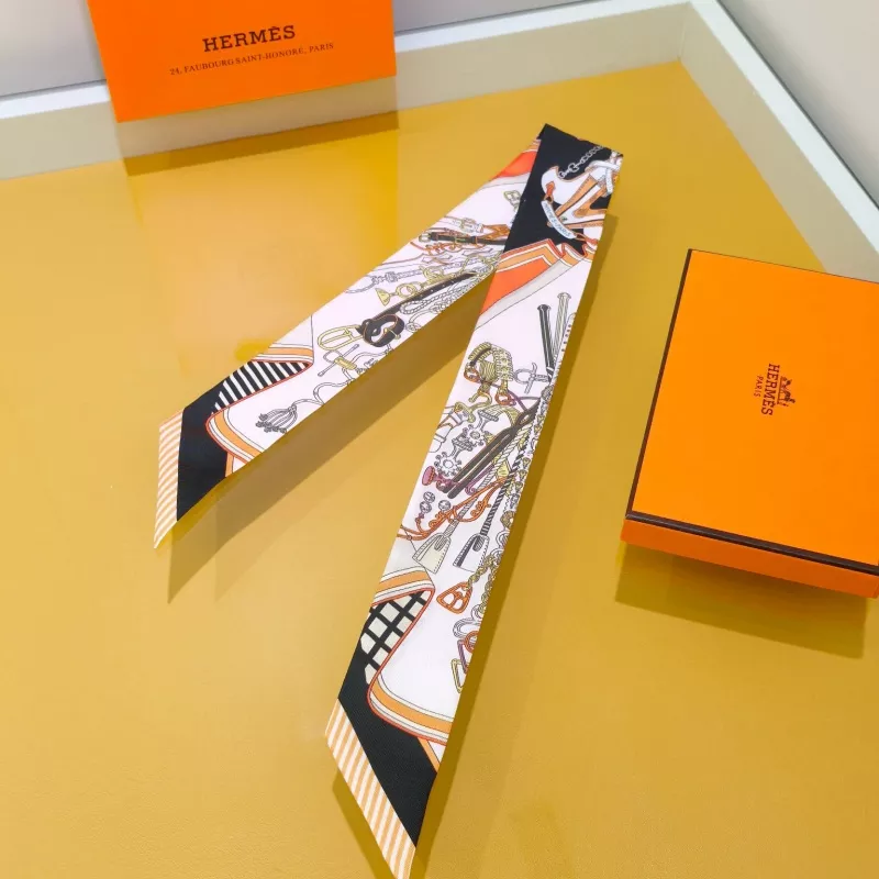 Minimalist 8129 Hermes Silk Scarf