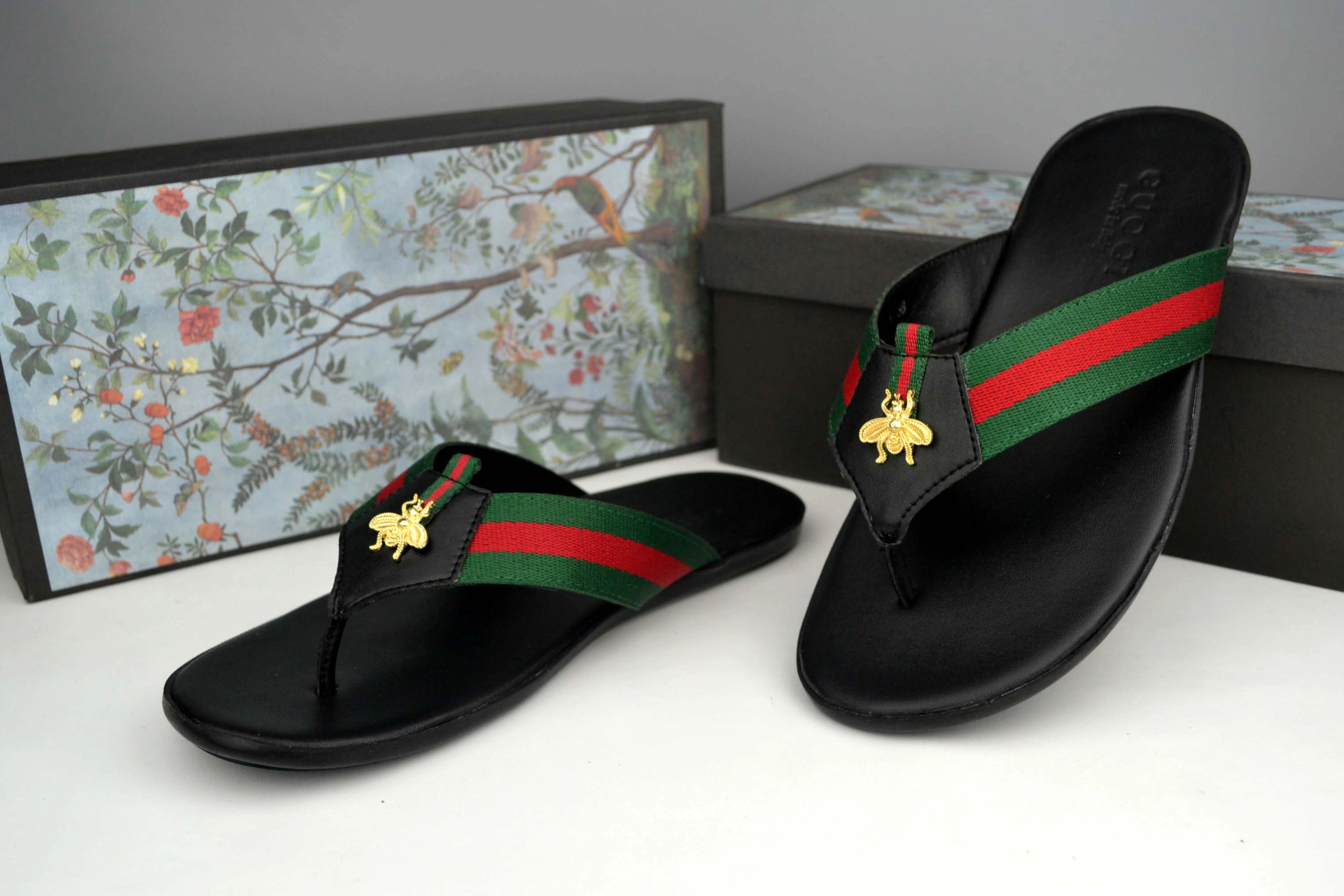 Minimalist 8199 Gucci Slippers For Men