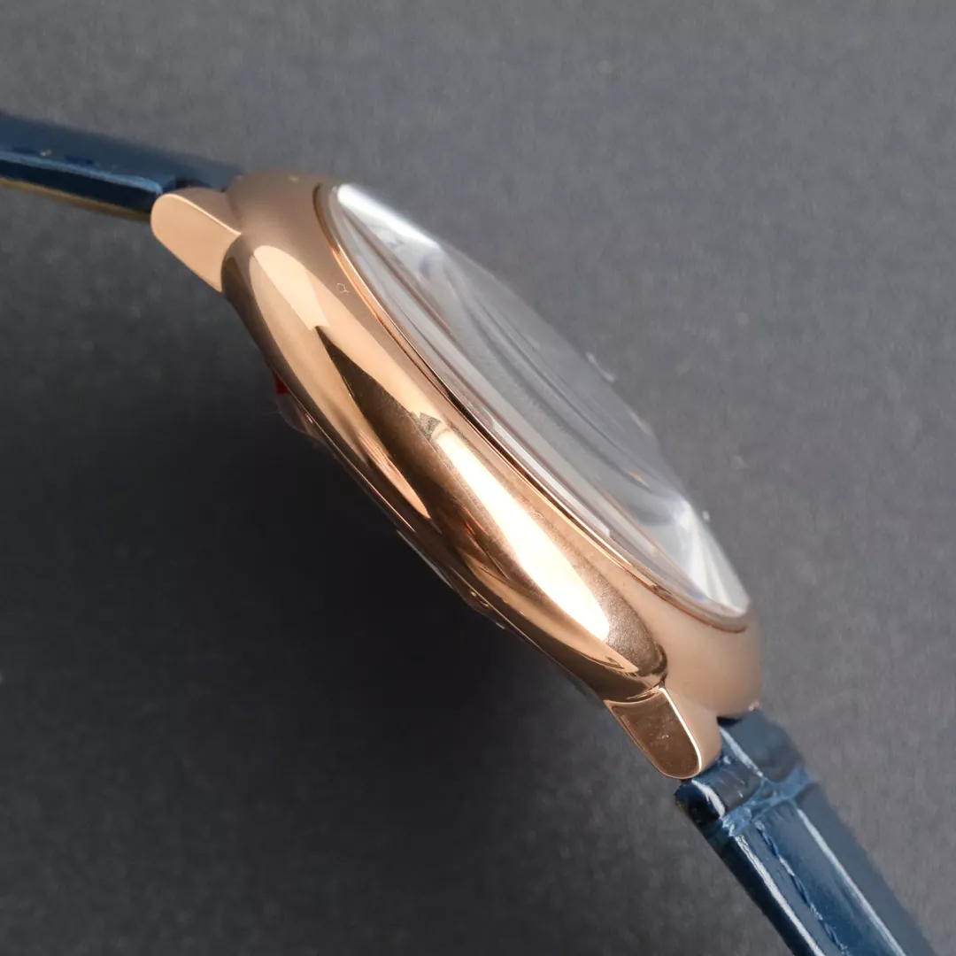 Minimalist 8237 Cartier AAA Quality Watches For Men