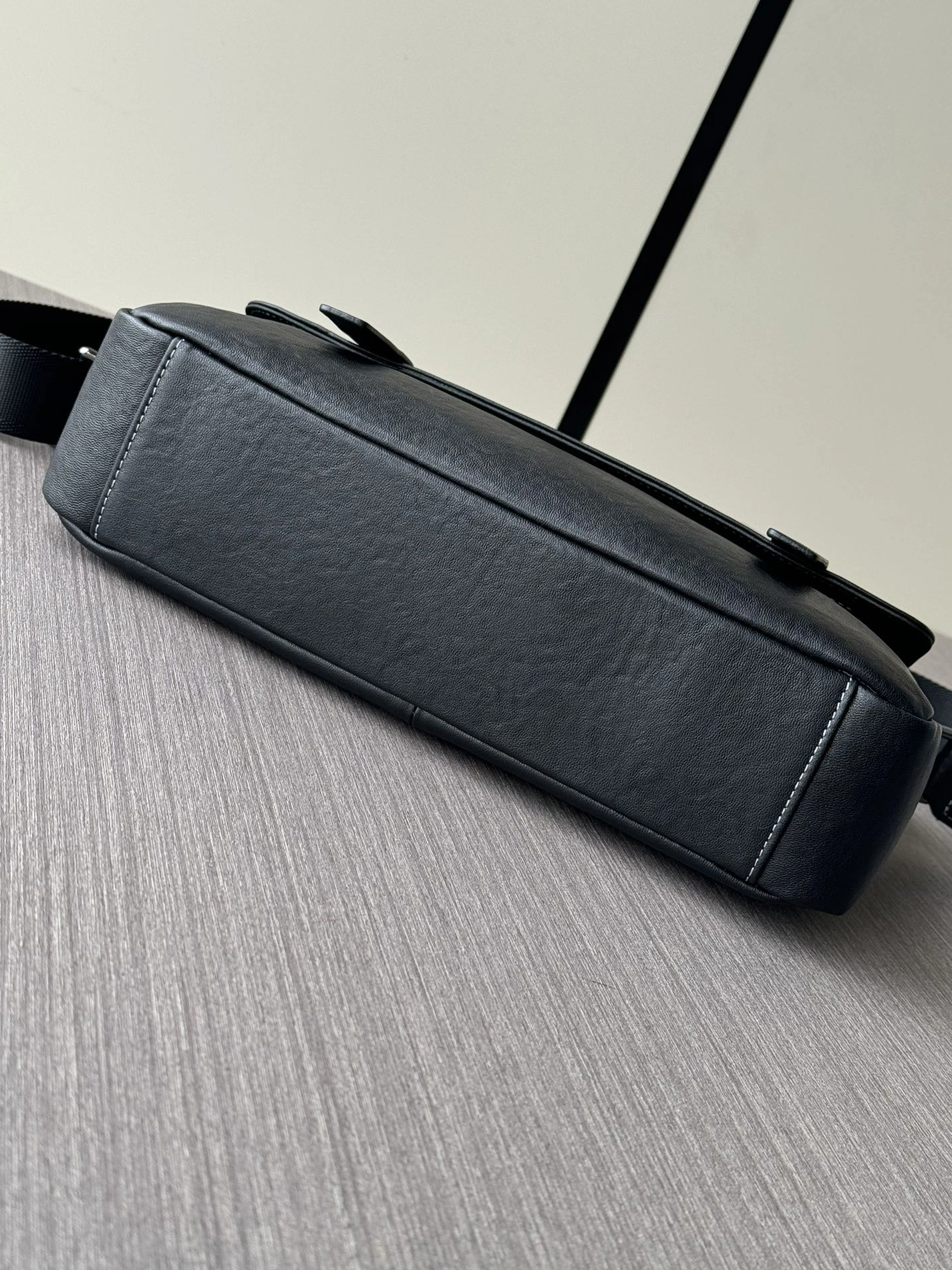 Minimalist 8434 Prada AAA Man Messenger Bags