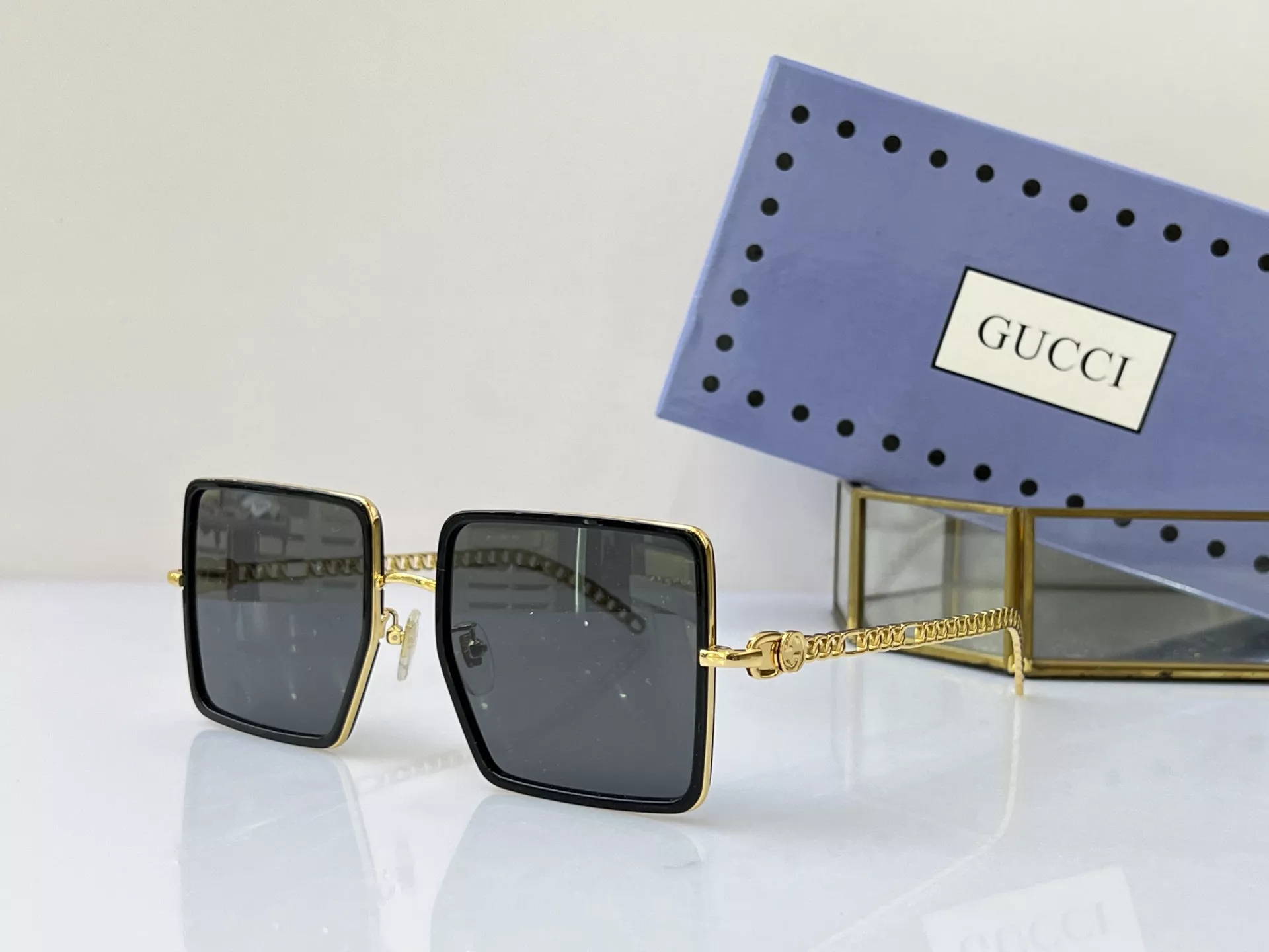Minimalist 8515 Gucci AAA Quality Sunglasses