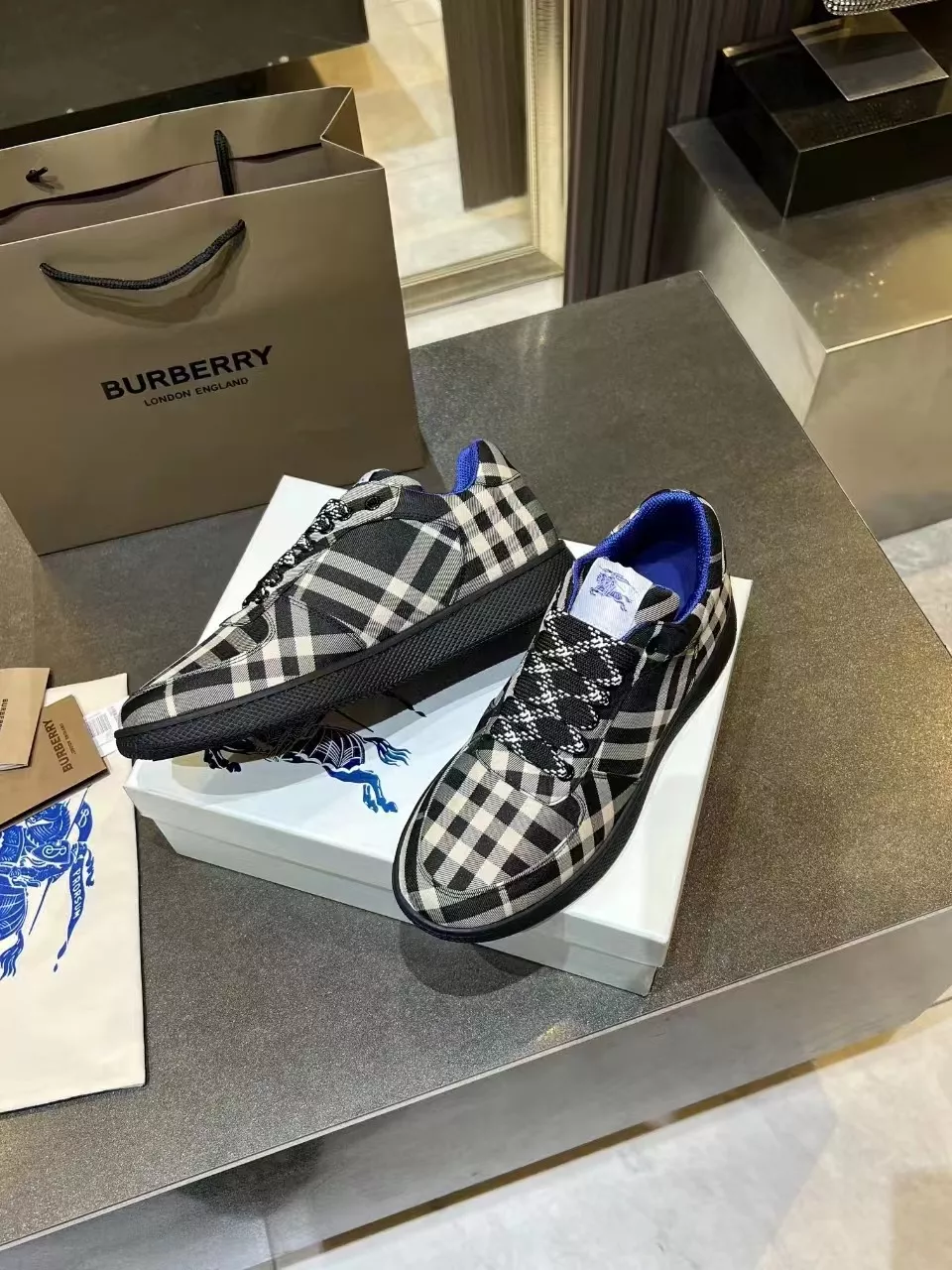 Minimalist 8771 Burberry Casual Shoes For Women