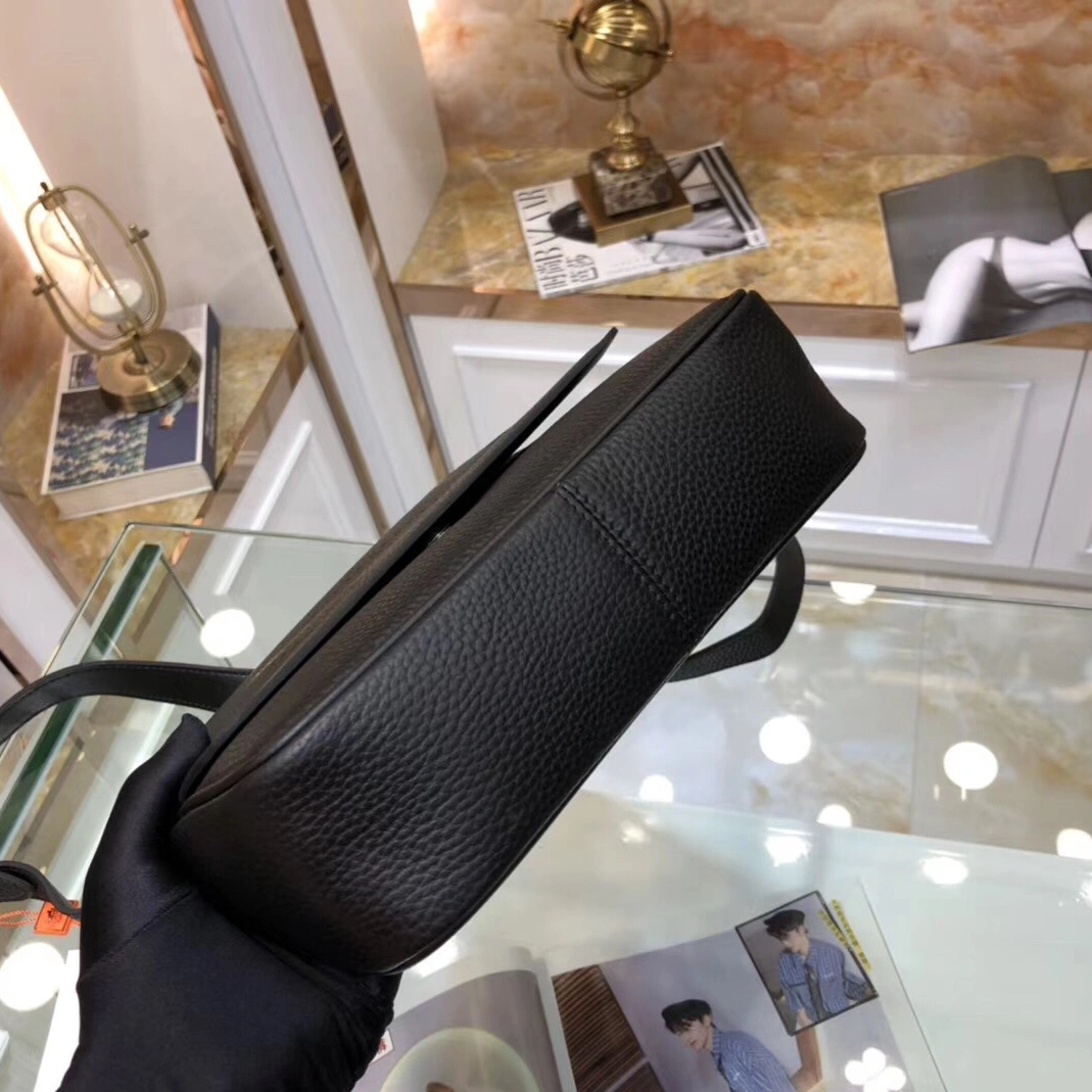 Minimalist 8801 Hermes AAA Man Messenger Bags