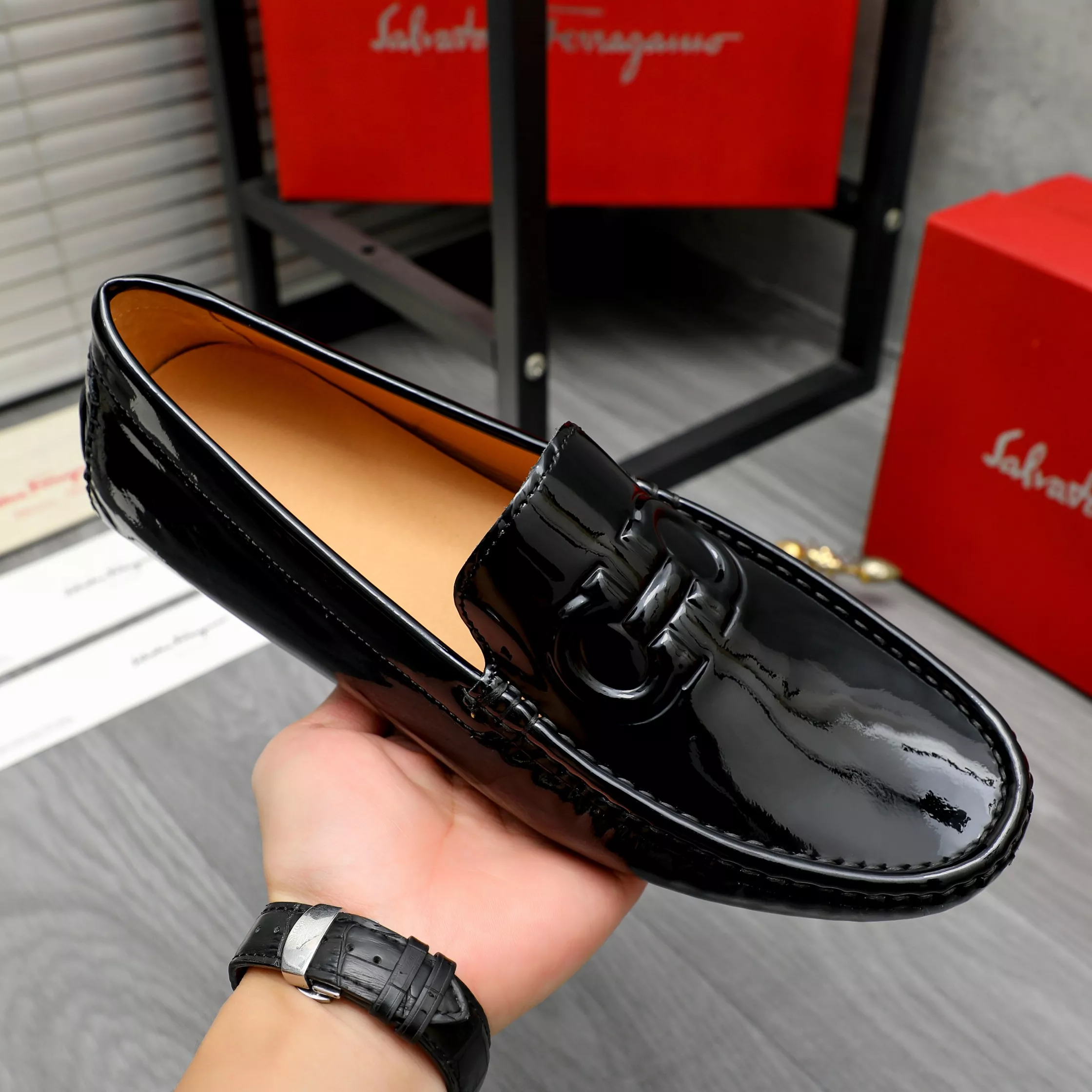 Minimalist 8887 Salvatore Ferragamo Leather Shoes For Men