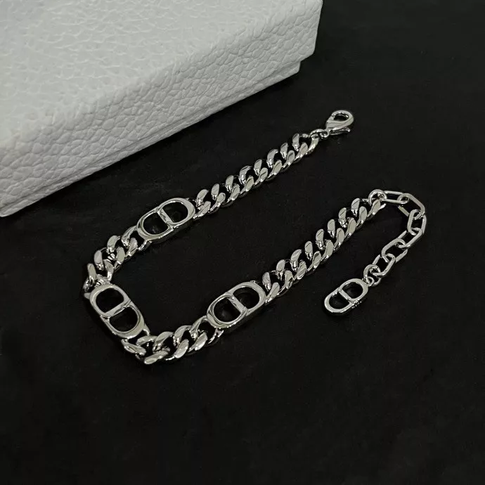 Minimalist 8909 Christian Dior Bracelets