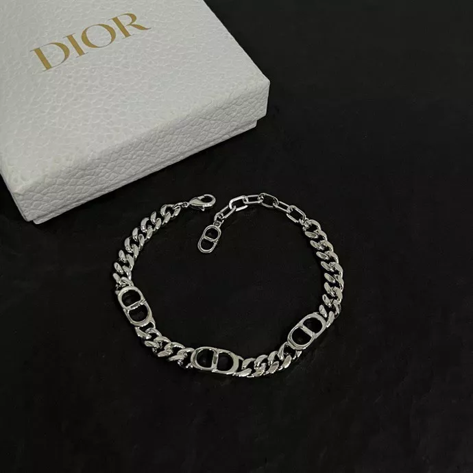 Minimalist 8909 Christian Dior Bracelets