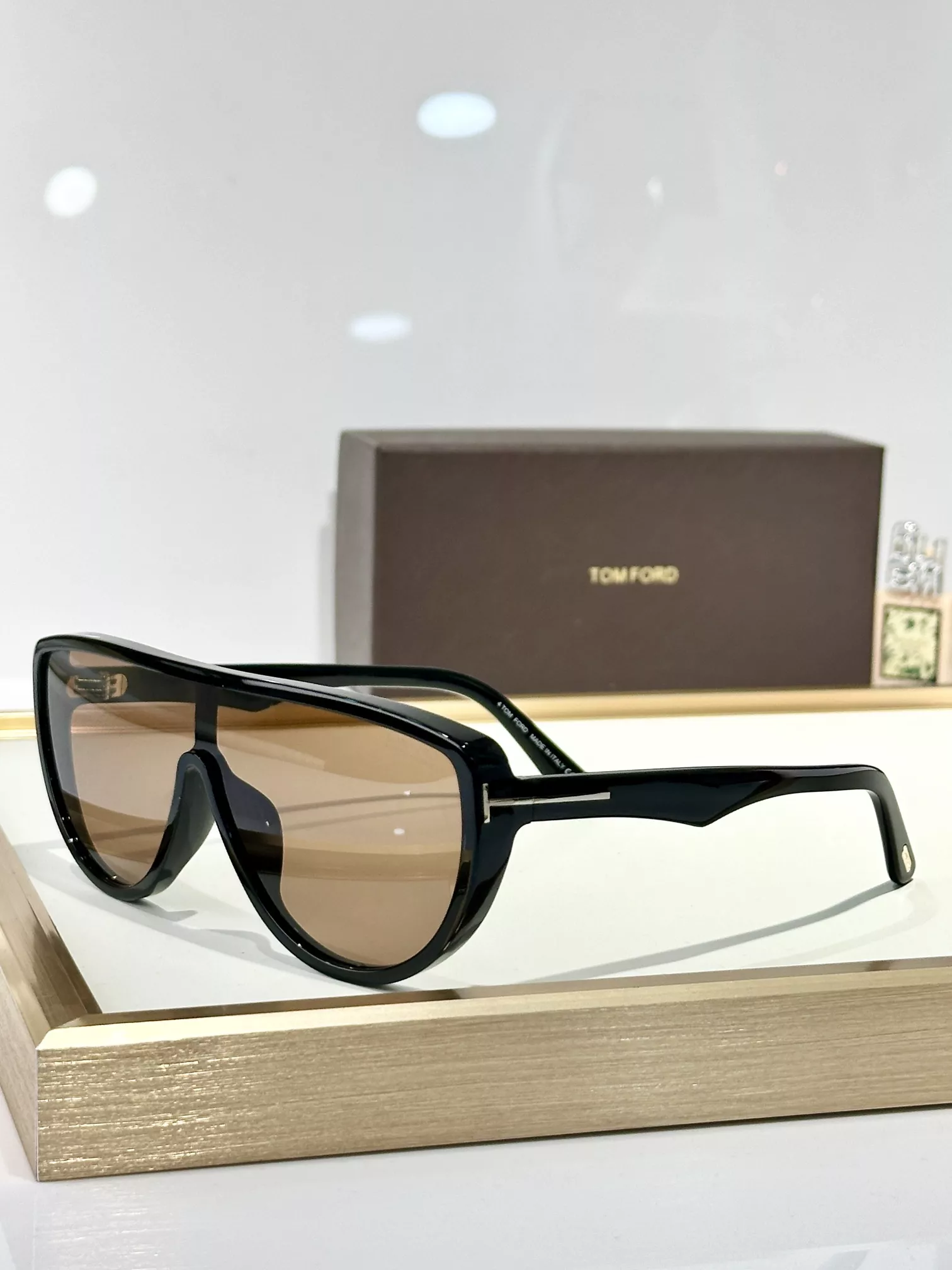 Minimalist 8942 Tom Ford AAA Quality Sunglasses