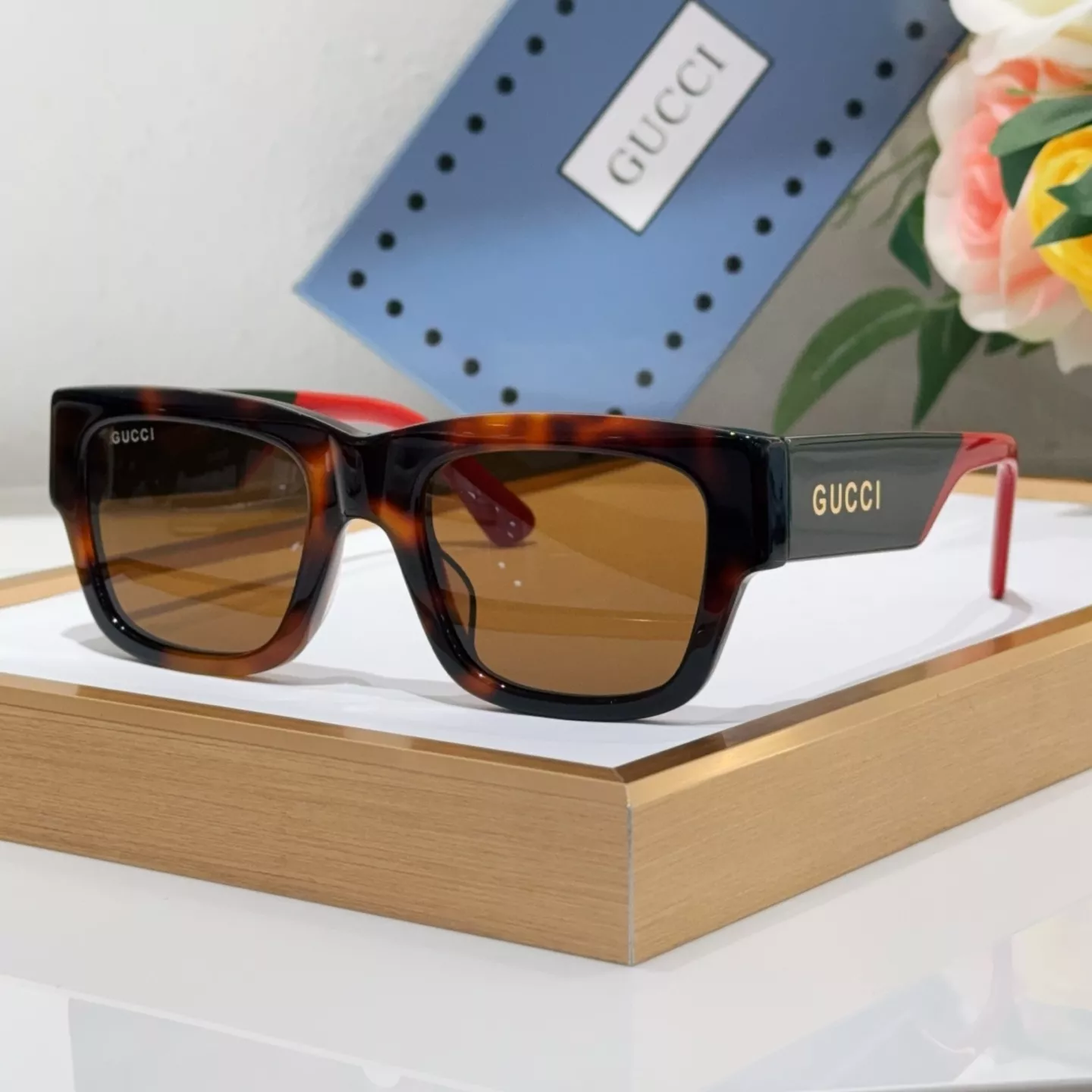 Minimalist 910 Gucci AAA Quality Sunglasses