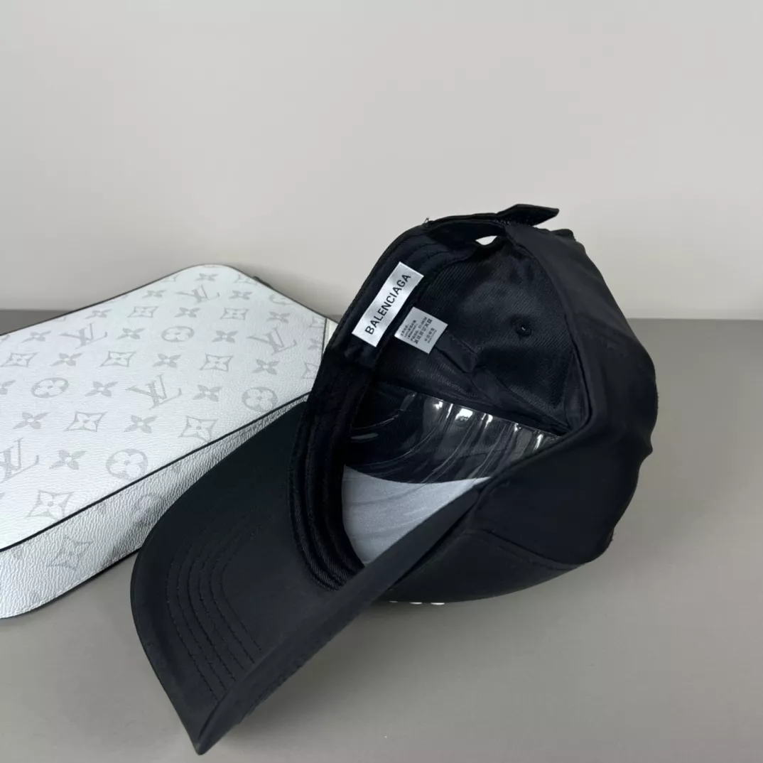 Minimalist 9117 Balenciaga Caps
