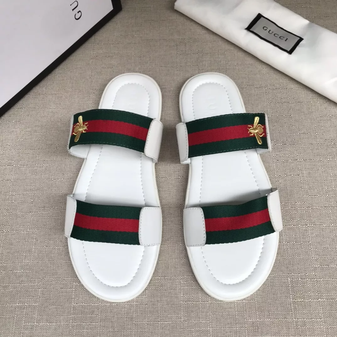 Minimalist 9159 Gucci Slippers For Men