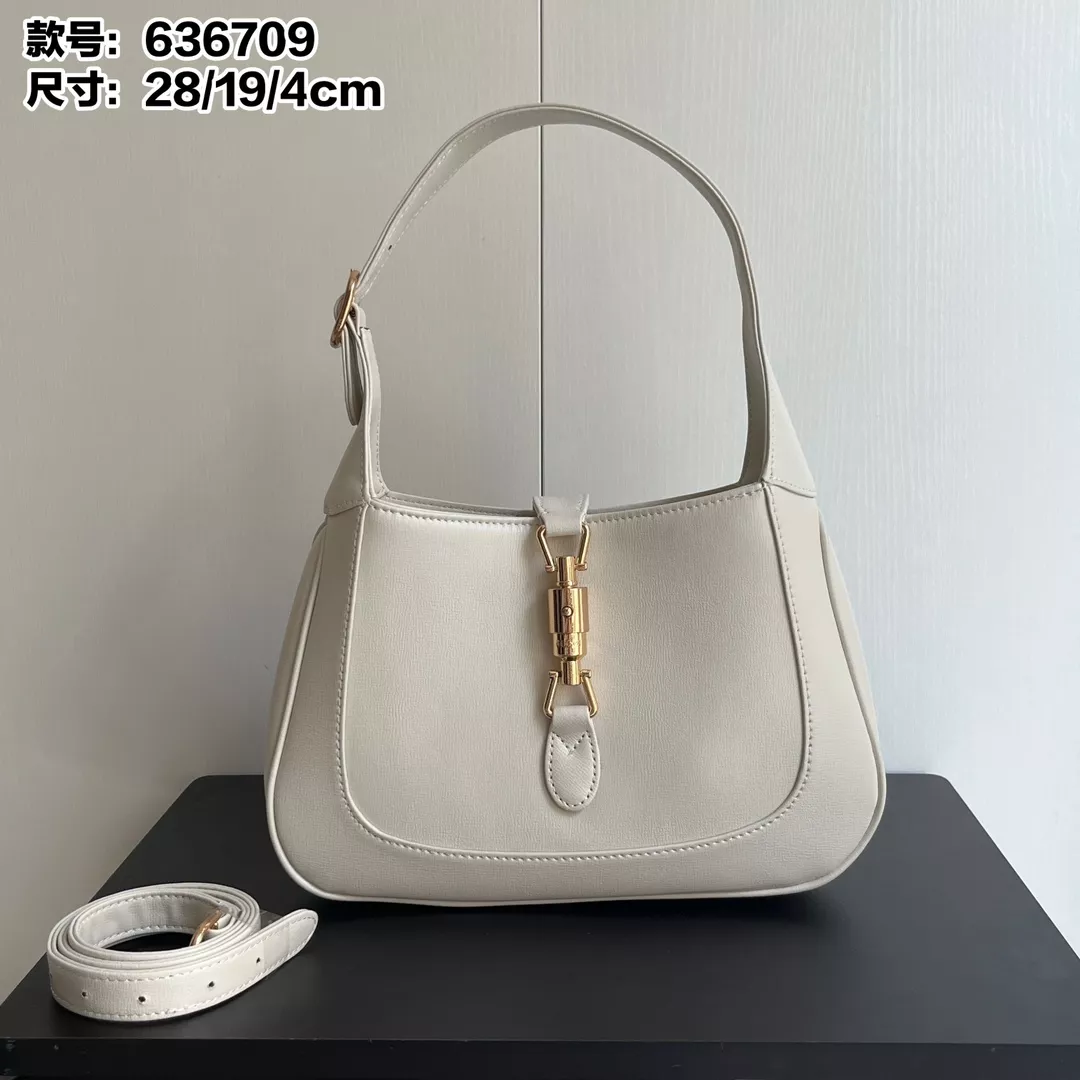 Minimalist 9206 Gucci AAA Quality Shoulder Bags For Women