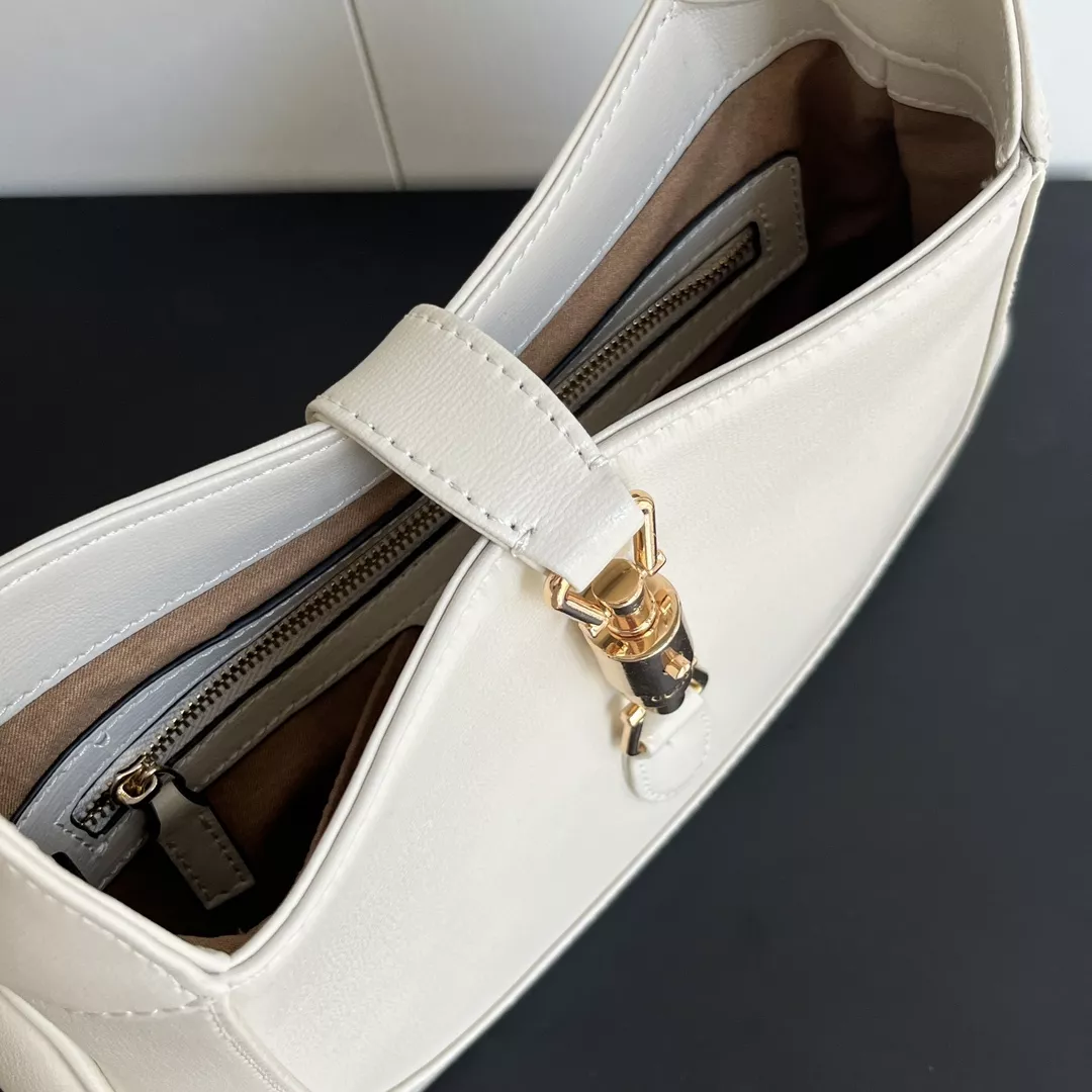 Minimalist 9206 Gucci AAA Quality Shoulder Bags For Women