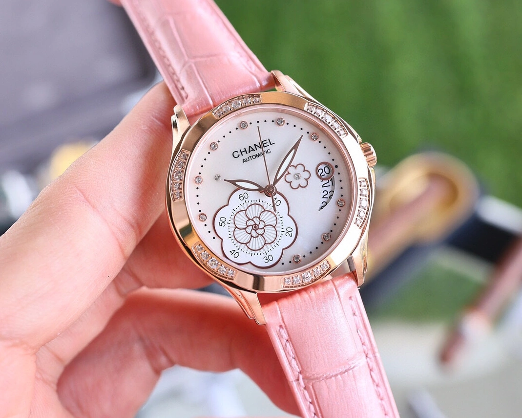 Minimalist 9363 Chanel AAA Quality Watches In Rose Gold For Women