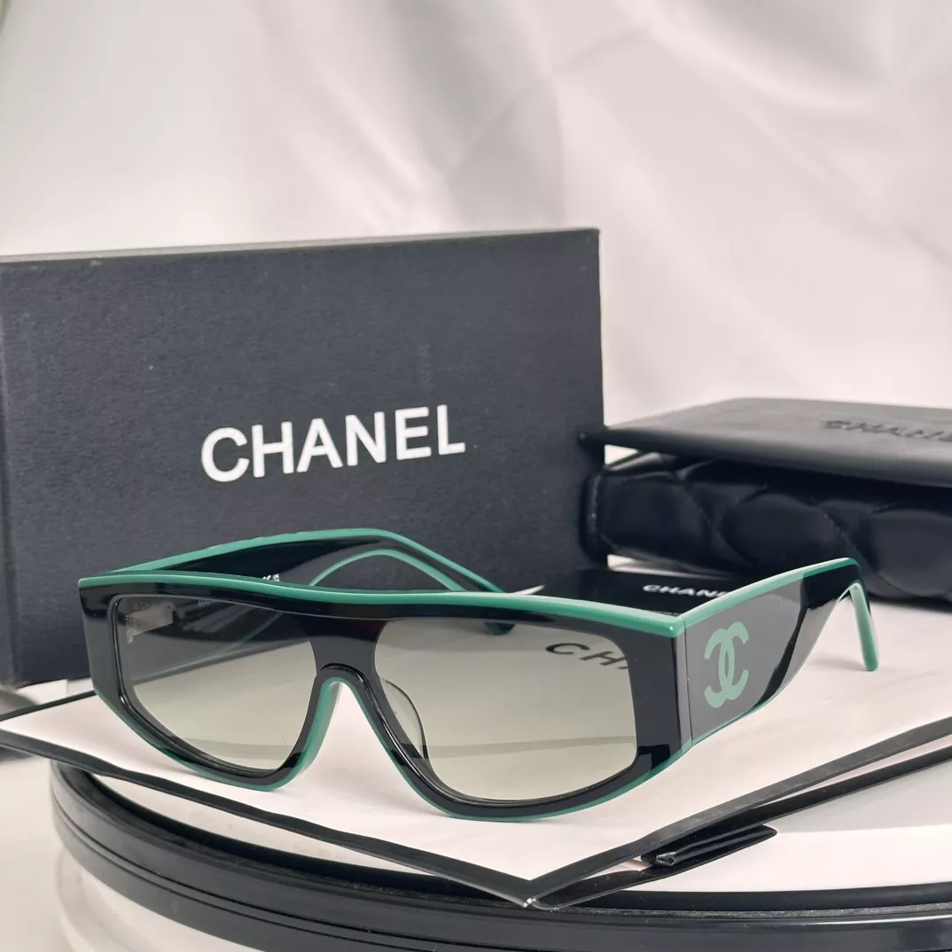 Minimalist 9530 Chanel AAA Quality Sunglasses