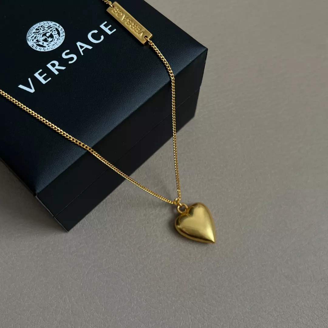 Minimalist 9585 Versace Necklaces