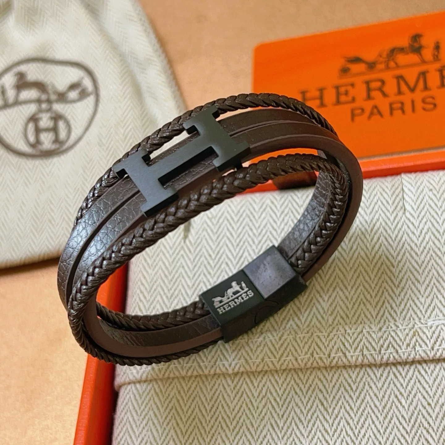 Minimalist 9729 Hermes Bracelets