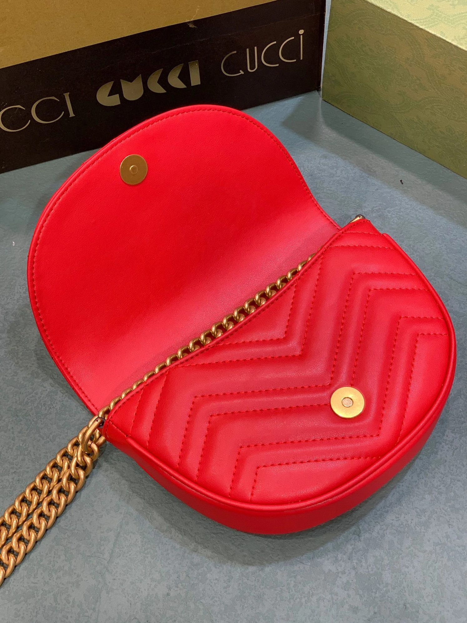 Minimalist 9744 Gucci AAA Quality Messenger Bags For Women