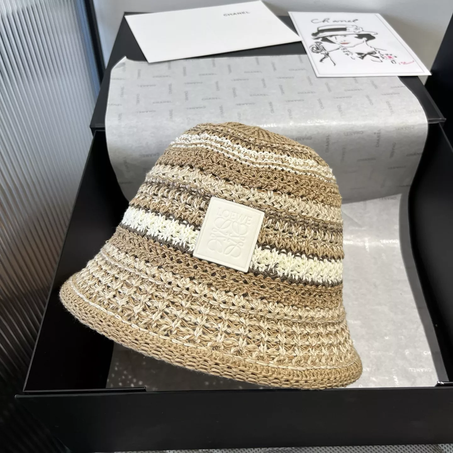 Minimalist 9764 LOEWE Caps
