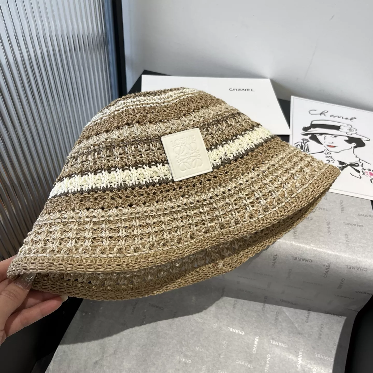 Minimalist 9764 LOEWE Caps