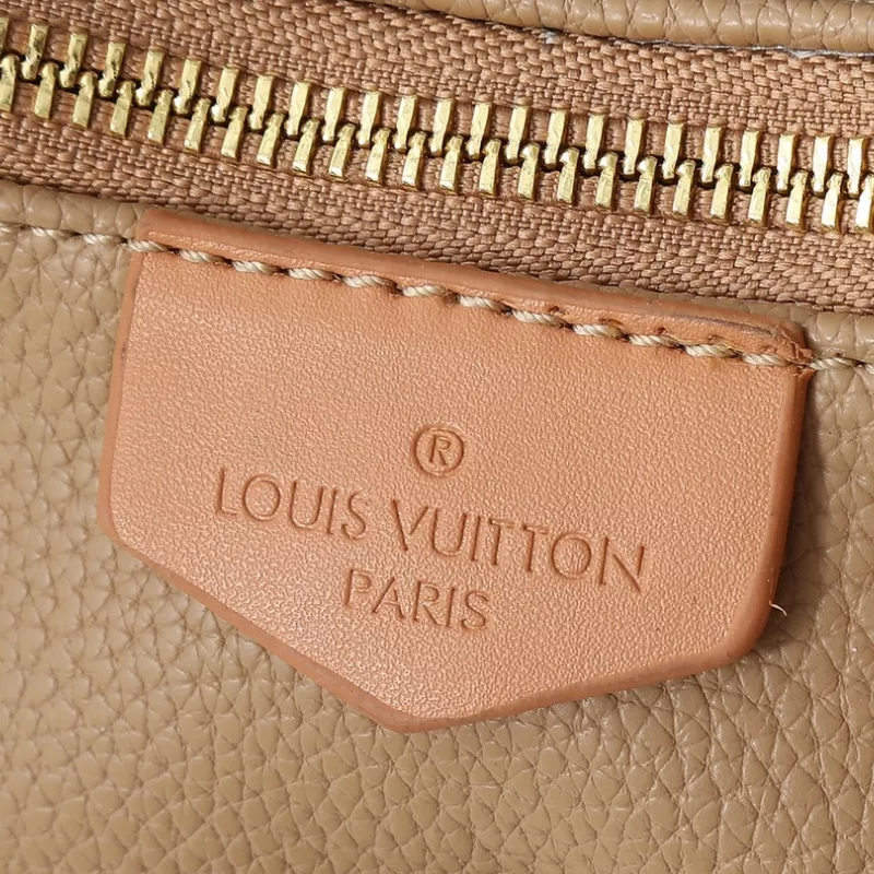 Minimalist 9991 Louis Vuitton AAA Quality Messenger Bags For Women