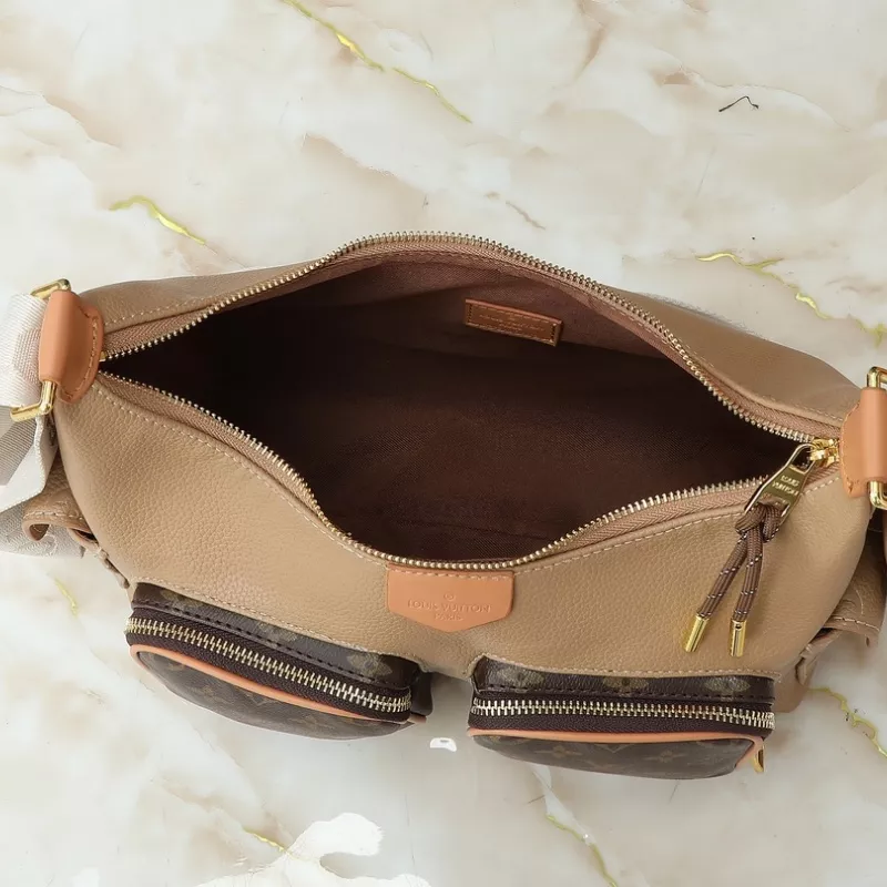 Minimalist 9991 Louis Vuitton AAA Quality Messenger Bags For Women