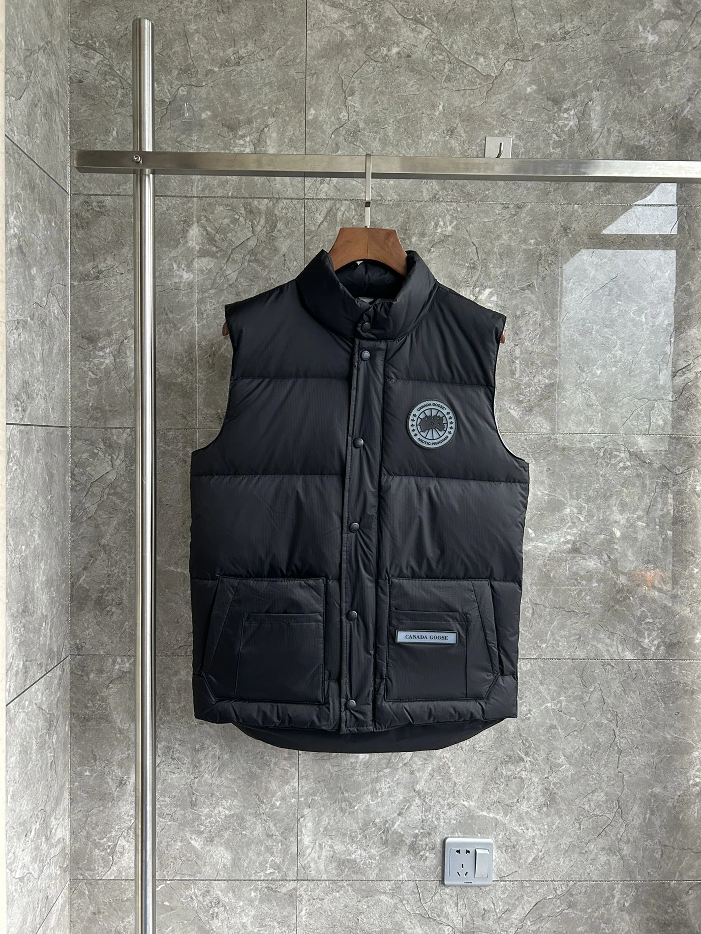 Modern 1034 Canada Goose Down Vest Sleeveless For Unisex