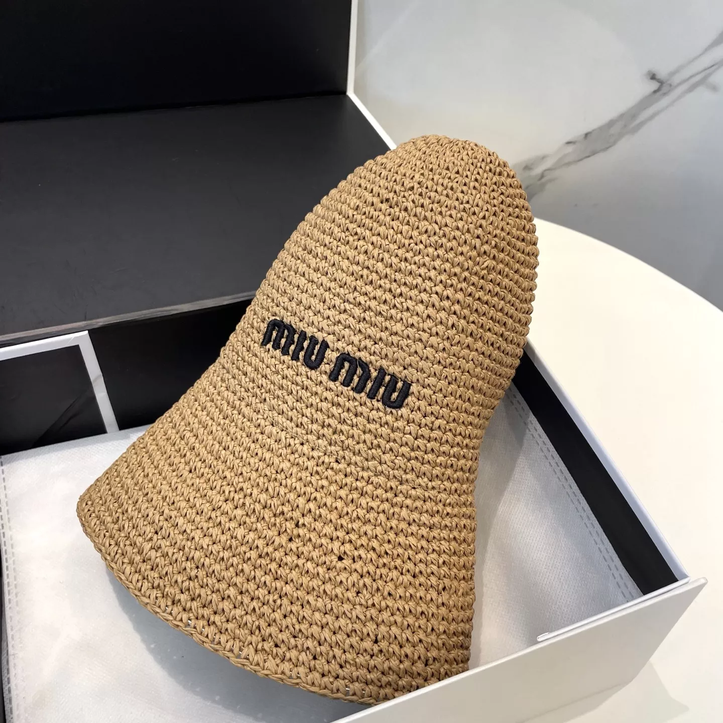Modern 1111 MIU MIU Caps