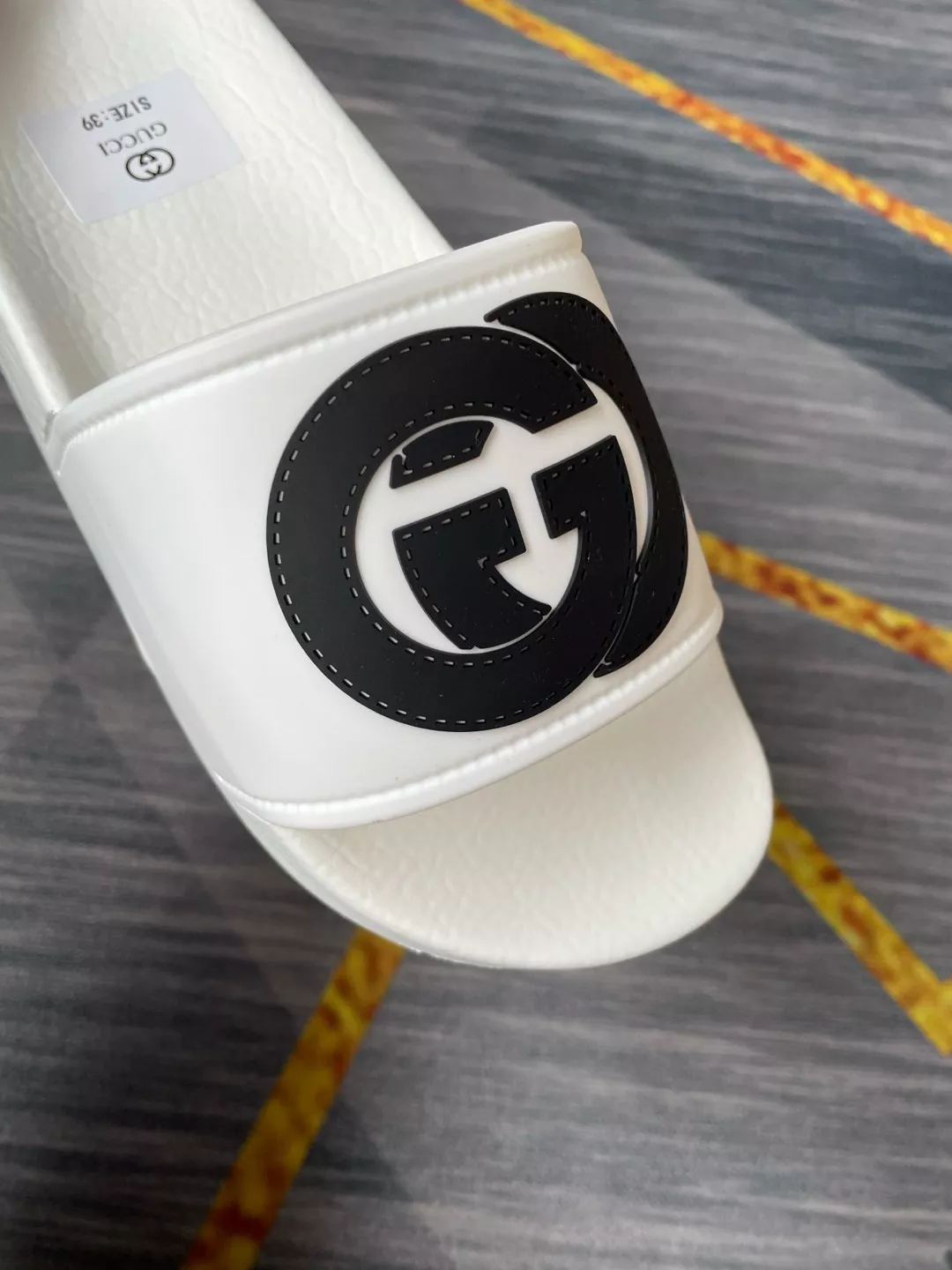 Modern 1150 Gucci Slippers For Men