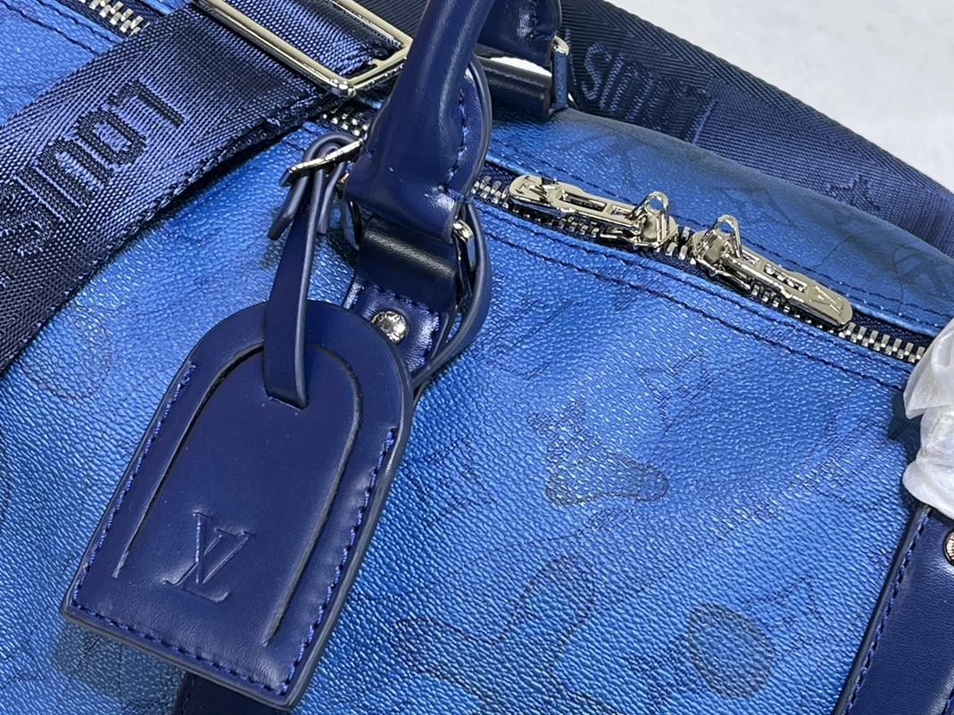 Modern 1198 Louis Vuitton Travel Bags