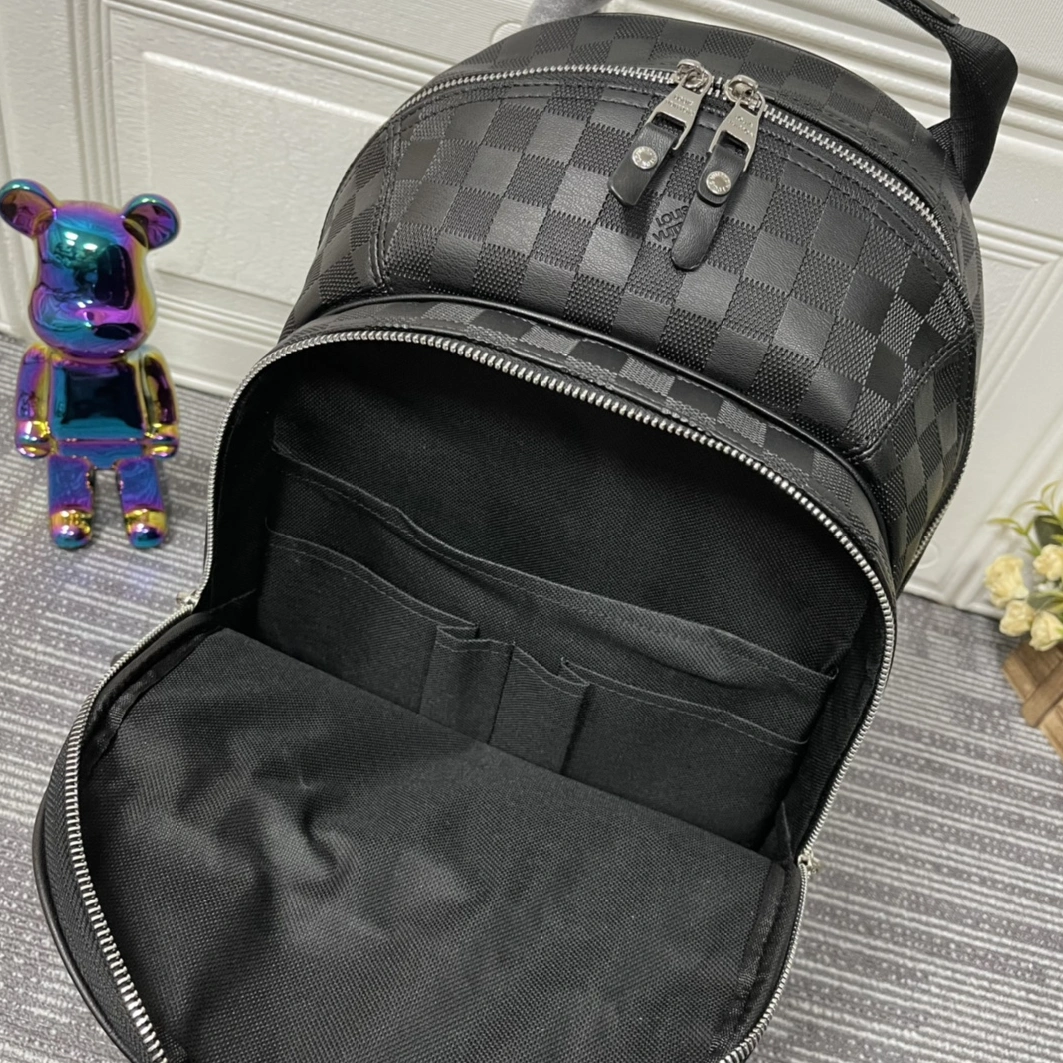 Modern 133 Louis Vuitton LV AAA Man Backpacks