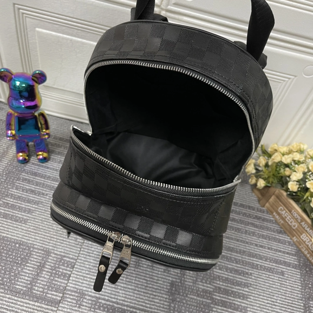 Modern 133 Louis Vuitton LV AAA Man Backpacks