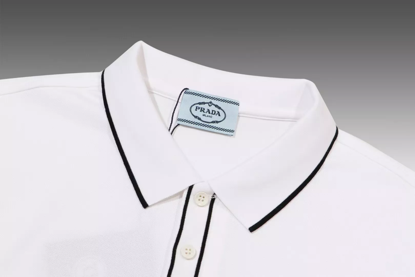 Modern 1438 Prada T-Shirts Short Sleeved For Men