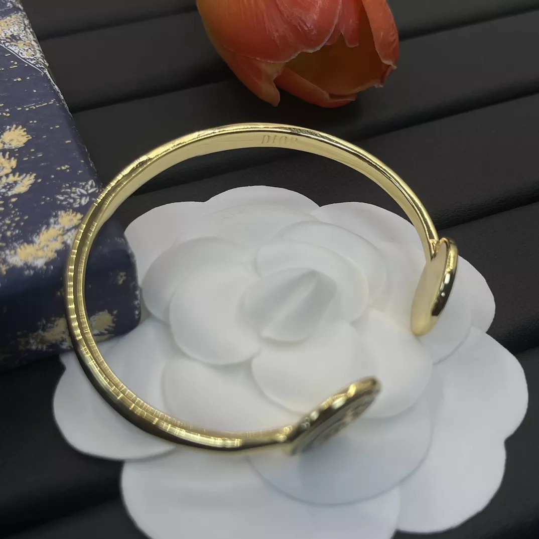 Modern 1443 Christian Dior Bracelets