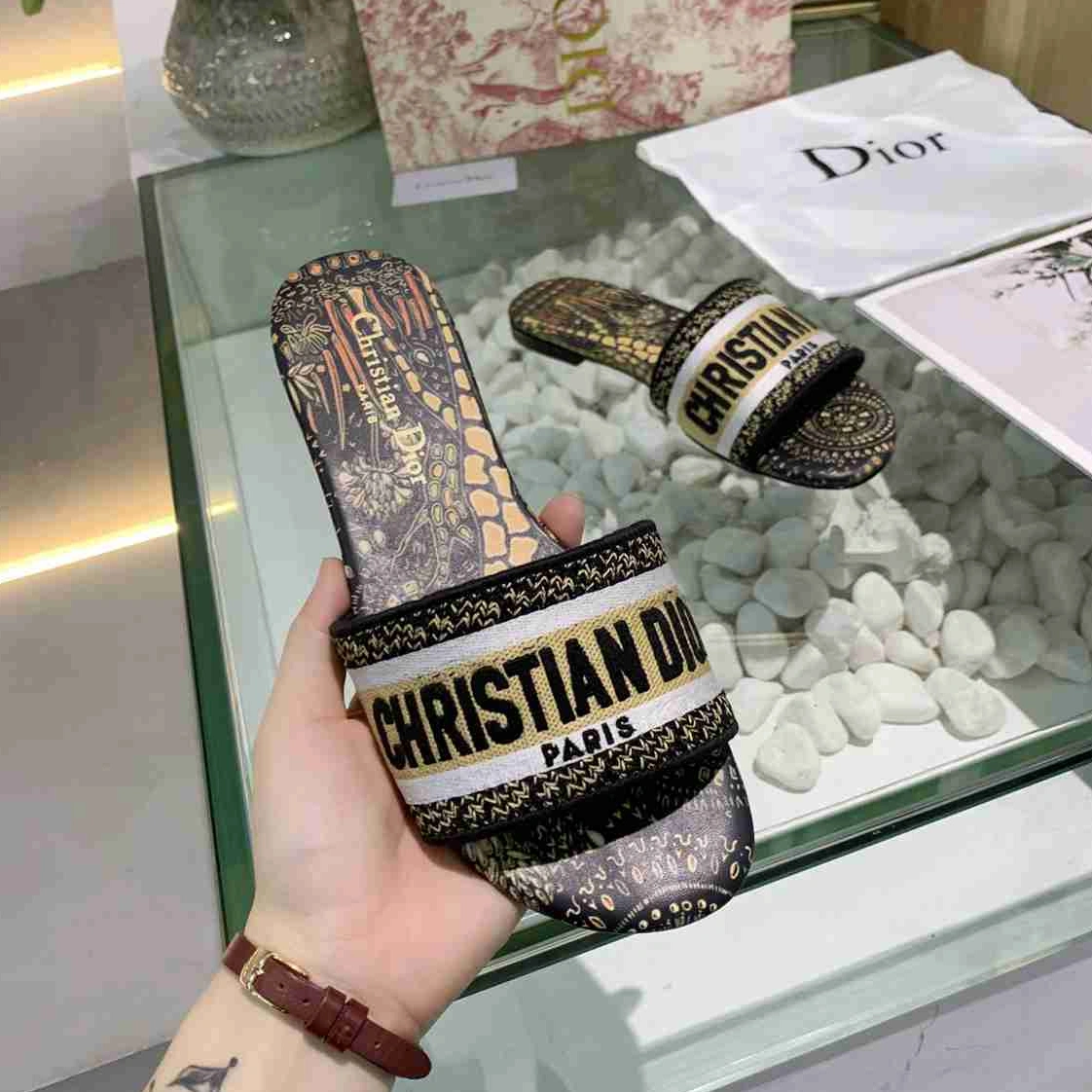 Modern 1450 Christian Dior Slippers For Women
