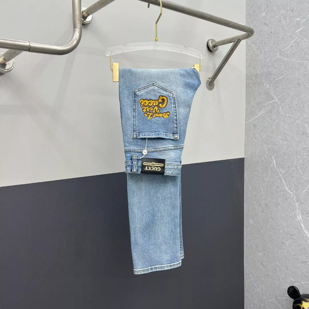 Modern 146 Gucci Jeans For Men