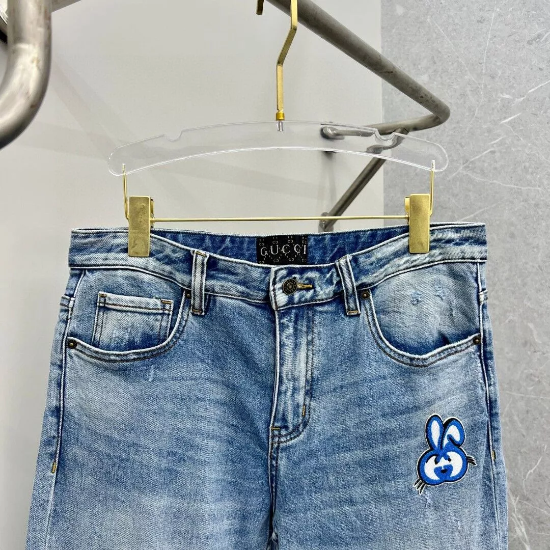 Modern 146 Gucci Jeans For Men