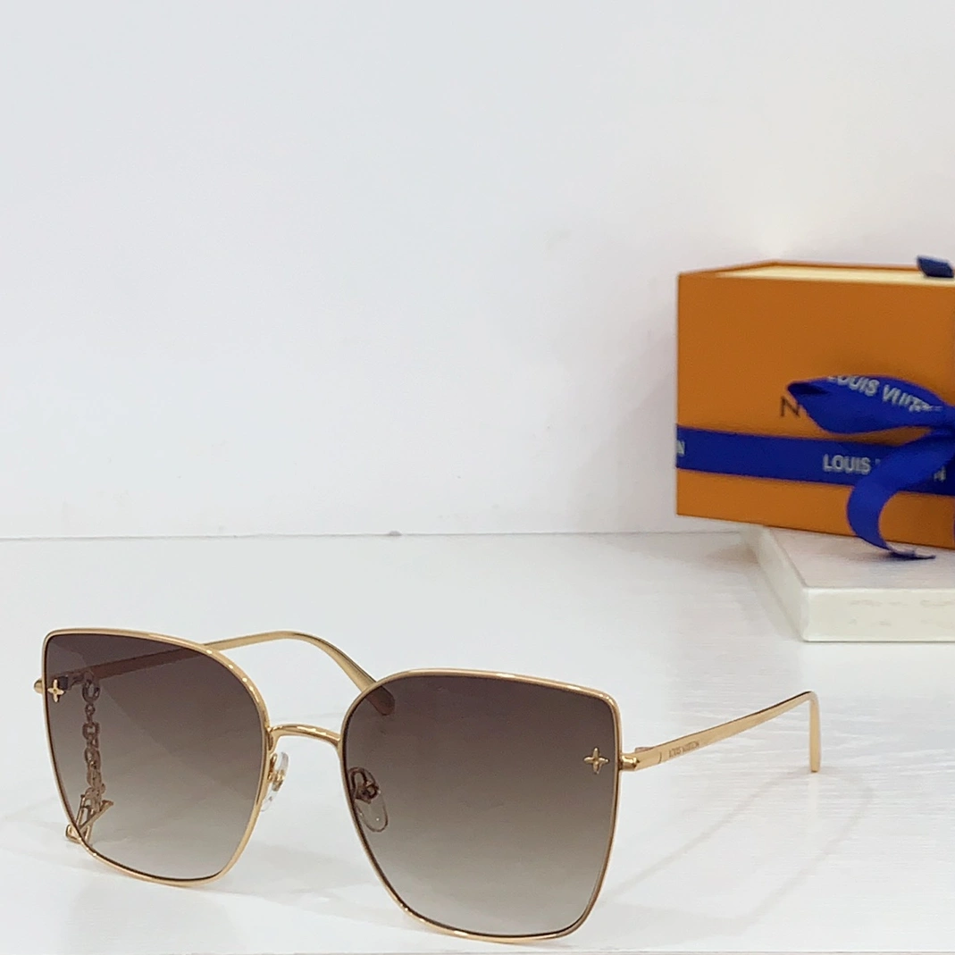 Modern 1678 Louis Vuitton AAA Quality Sunglasses