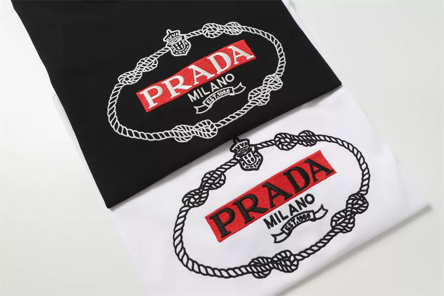 Modern 1726 Prada T-Shirts Short Sleeved For Unisex