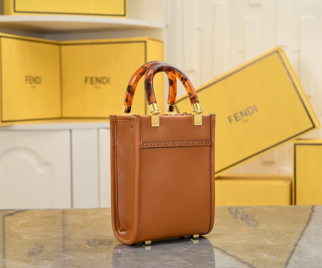 Modern 1807 Fendi AAA Quality Handbags For Women