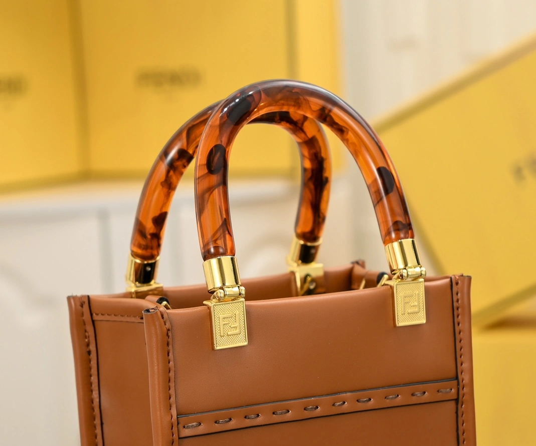 Modern 1807 Fendi AAA Quality Handbags For Women