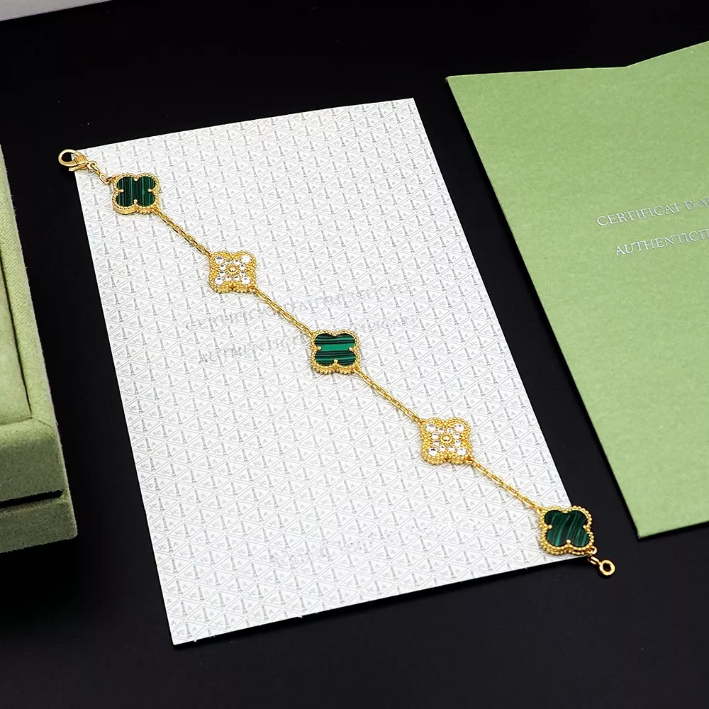 Modern 1872 Van Cleef & Arpels Bracelets For Women