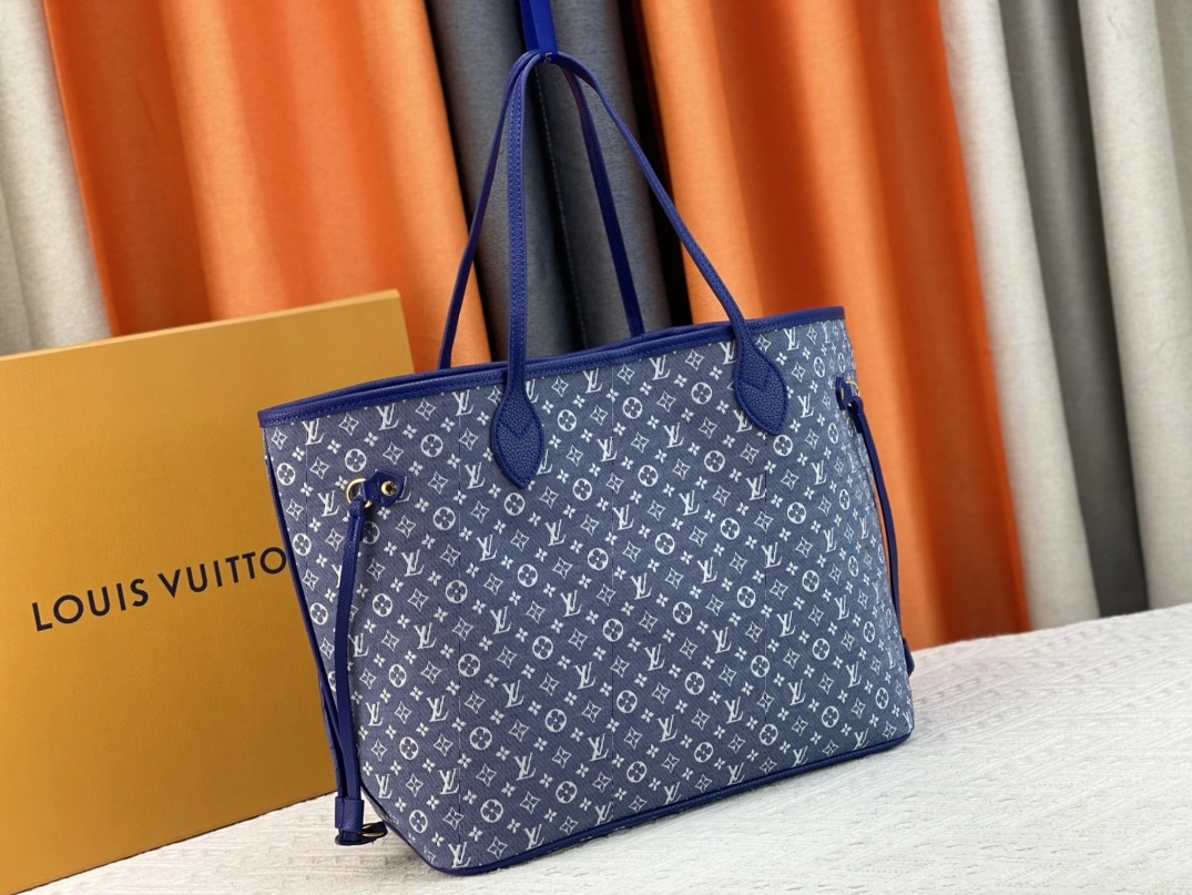 Modern 2063 Louis Vuitton AAA Quality Shoulder Bags For Women