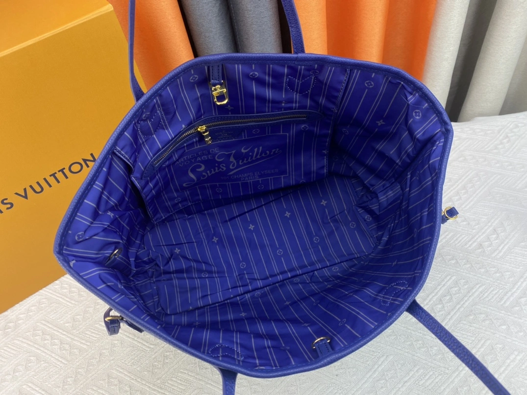 Modern 2063 Louis Vuitton AAA Quality Shoulder Bags For Women