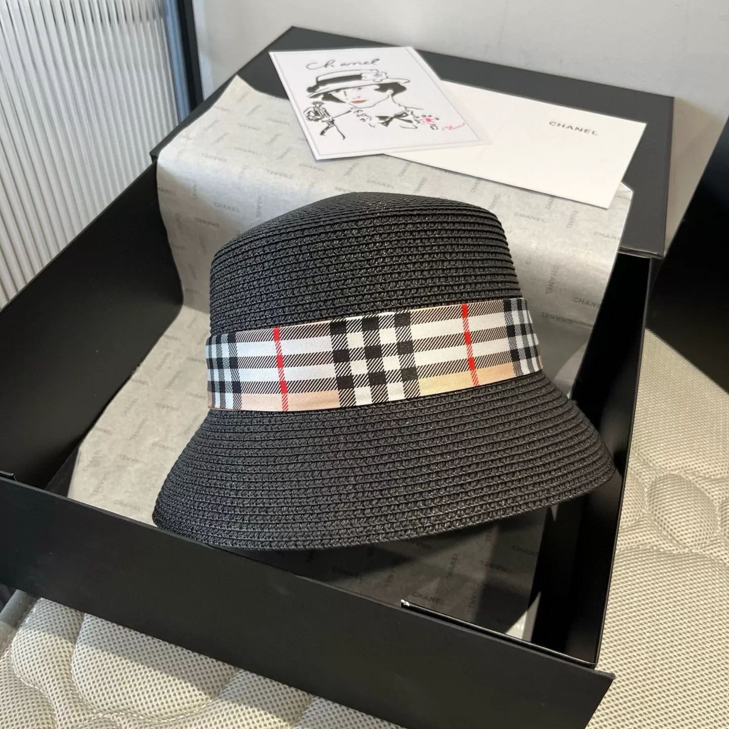Modern 2081 Burberry Caps