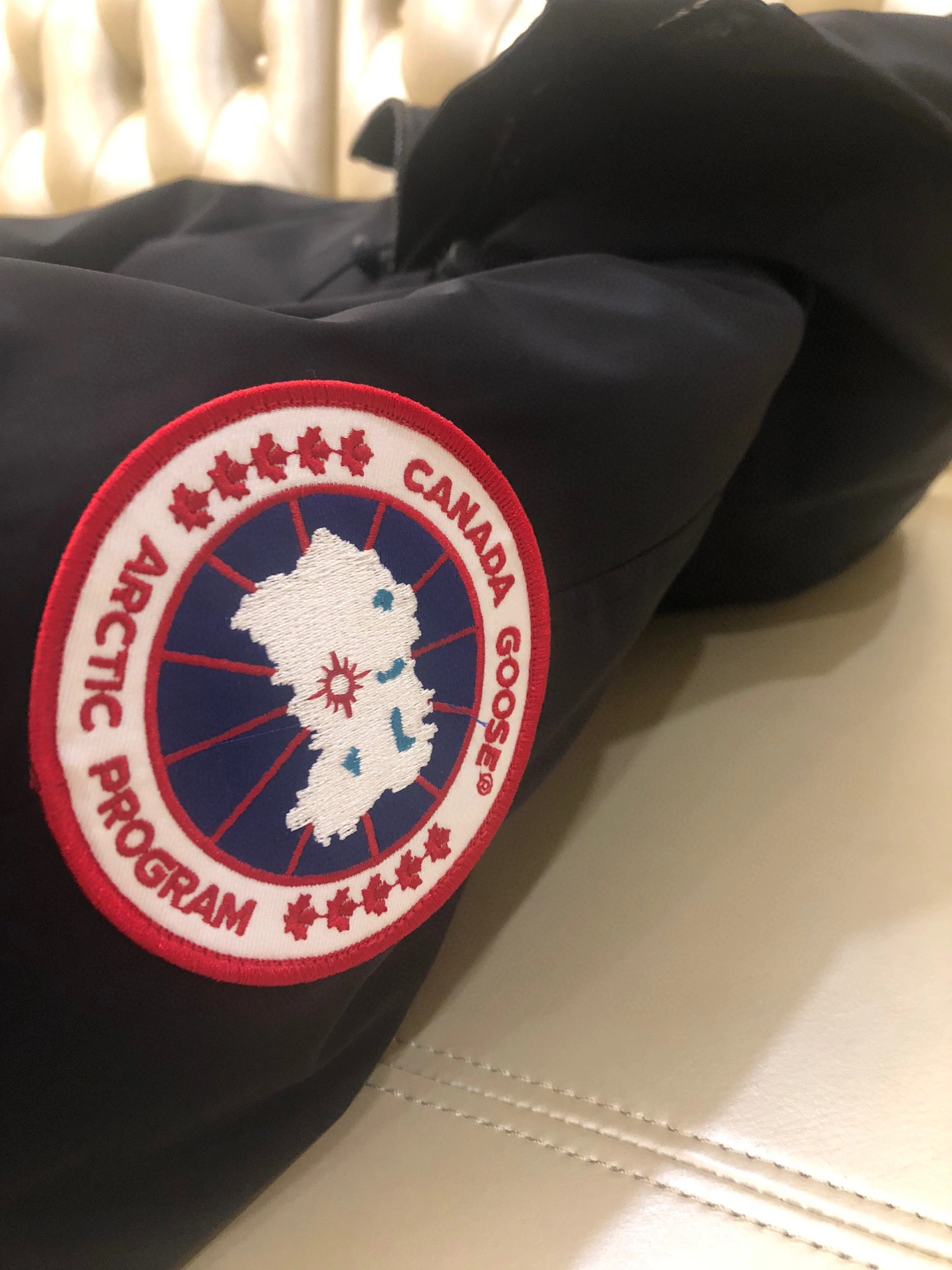 Modern 2173 Canada Goose Down Feather Coat Long Sleeved For Unisex