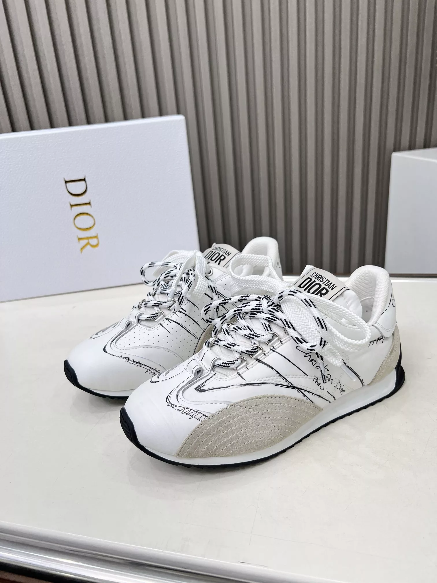 Modern 2577 Christian Dior Casual Shoes For Women