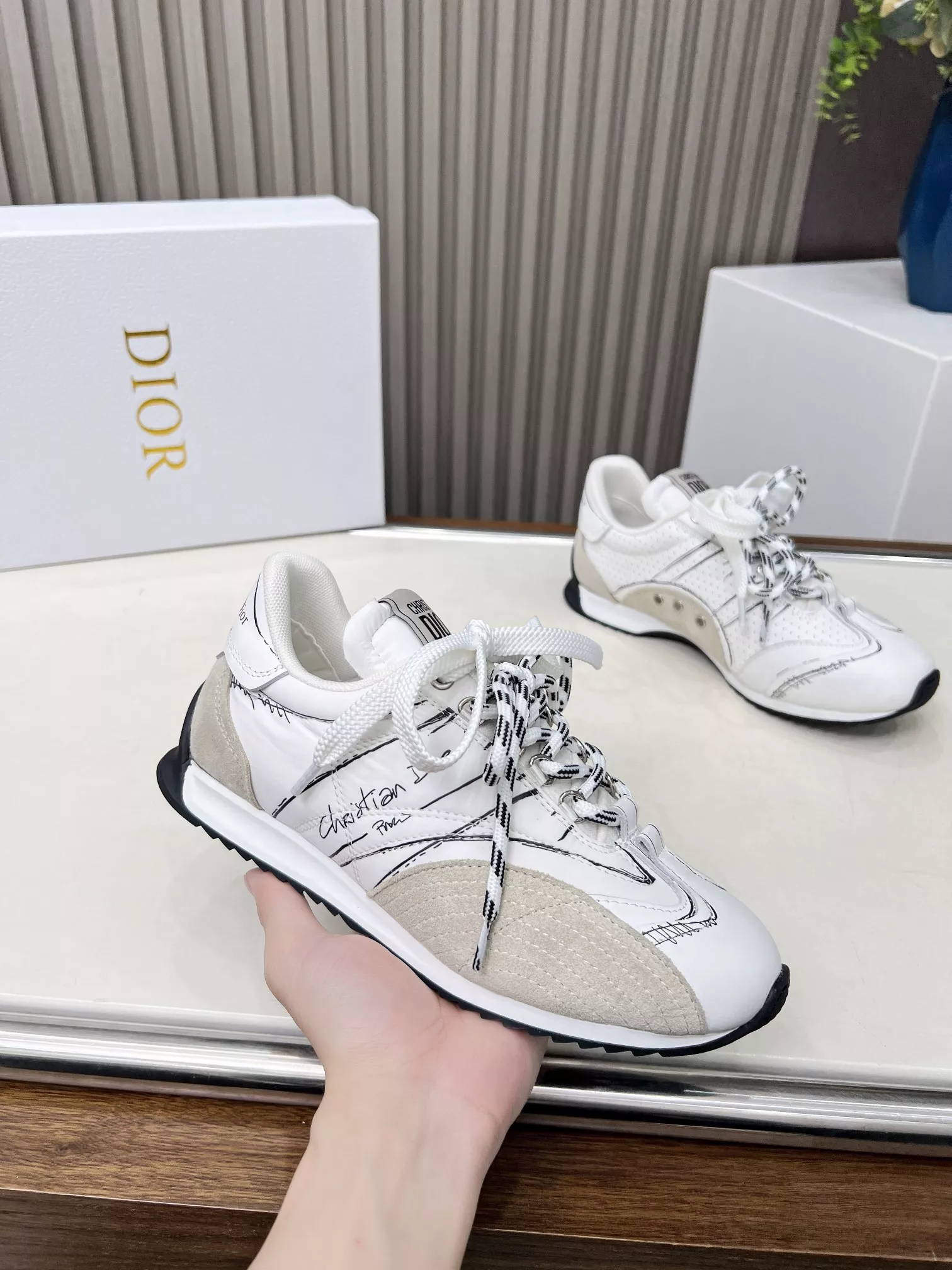 Modern 2577 Christian Dior Casual Shoes For Women