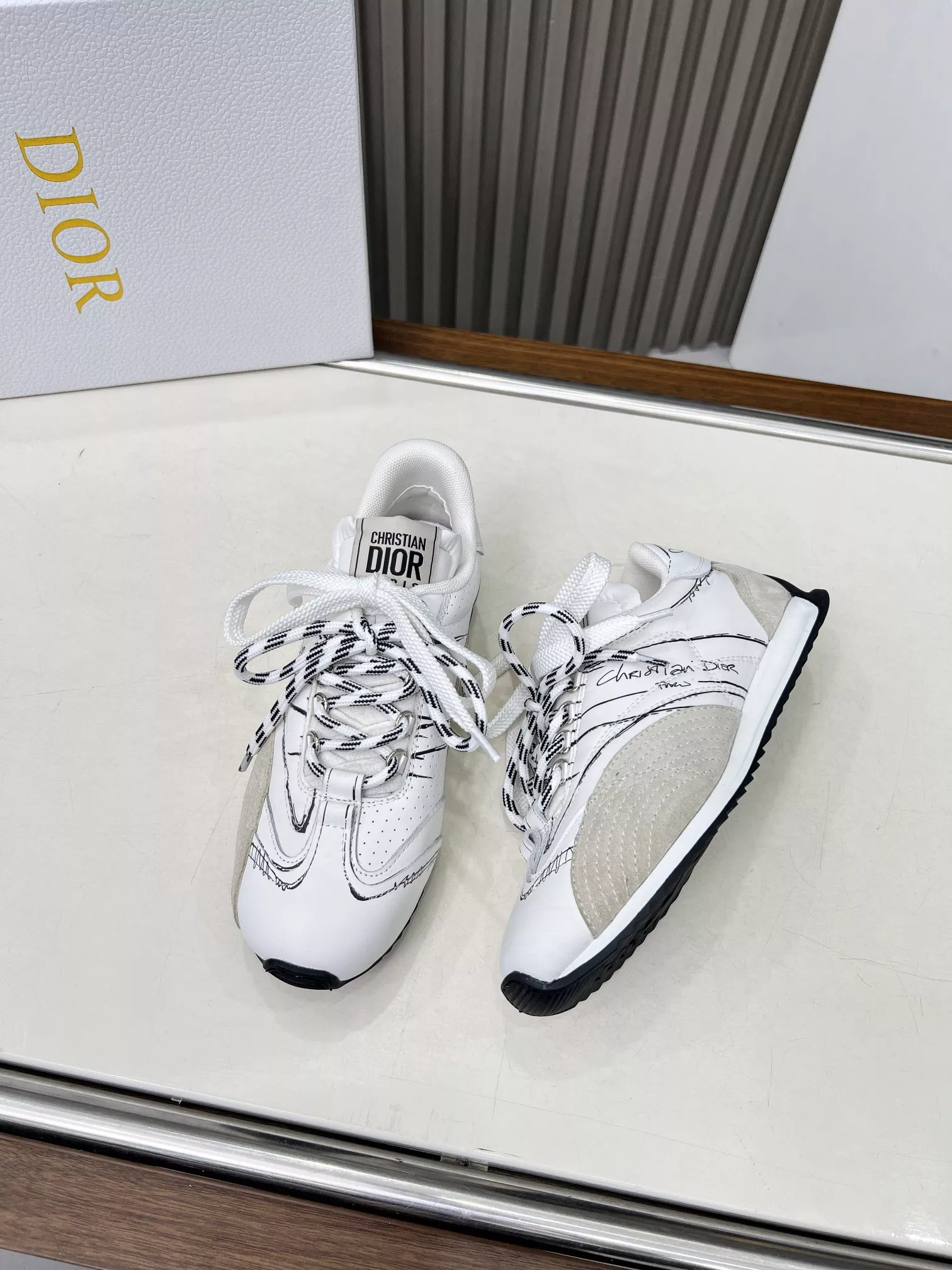 Modern 2577 Christian Dior Casual Shoes For Women